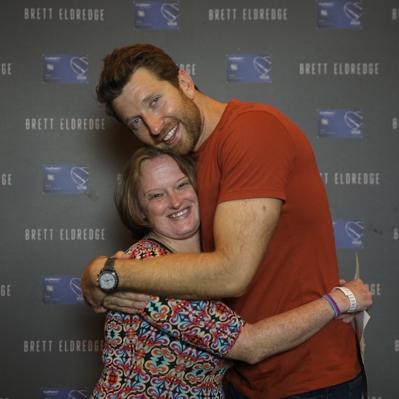 Meet your Posher, Casey - Picture 3 of 4